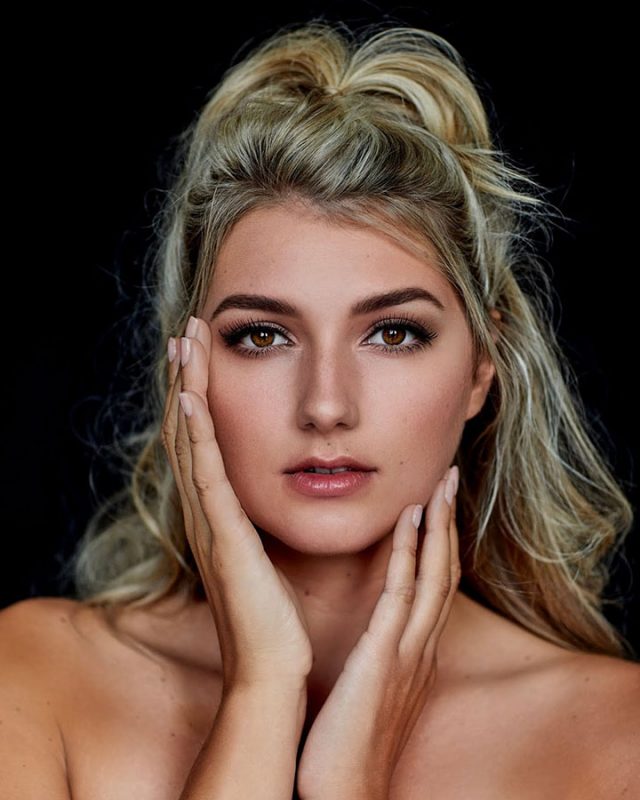 Miss-Universe-Netherlands-2020-Denise-Speelman-1-640x800.jpg